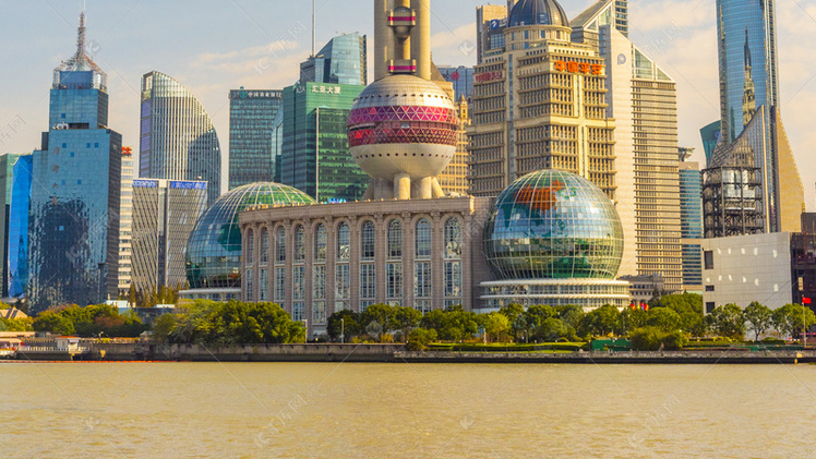 东方明珠塔