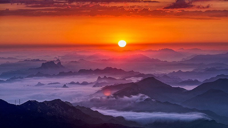 雾灵山云海日出景观