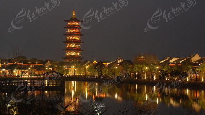 乌镇西栅白莲塔夜景